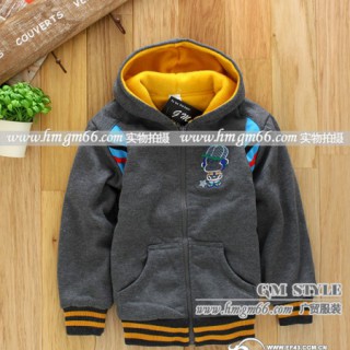 加绒童装外套批发拉绒连帽童装外套批发童装印花拉绒绒衫批发童装