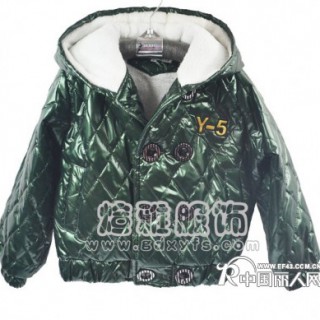 厂家直批低价童装批发