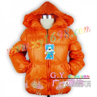 几岁小孩子穿的衣服批发 今年的新款儿童衣服哪里有批发