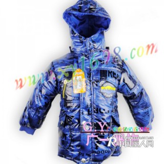 柳州秋冬季便宜服装批发柳州最热销的秋冬季新款儿童棉服批发厂家