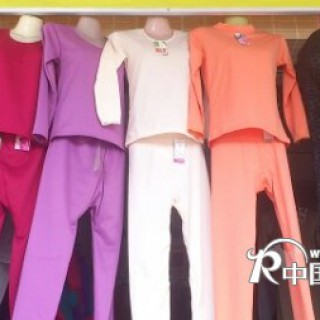 浙江便宜保暖内衣批发大红门童装批发库存保暖内衣批发