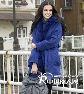 江南人家品牌女装为您制造财富平台，与您共享成功！