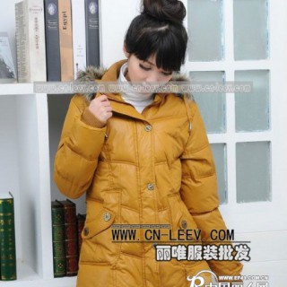 最便宜秋冬装外套批发最低价女装棉衣批发最好卖女装棉衣批发厂家