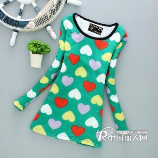 冬季棉服批发厂家哪里有冬季棉服批发高仿的冬季棉服外套批发厂家