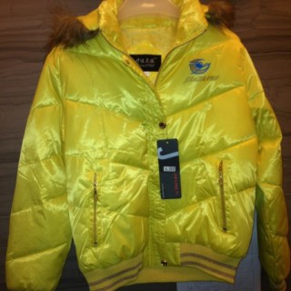 新款秋冬男女加厚外套45元批发