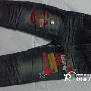 本厂低价处理一批库存童装质量绝对保证