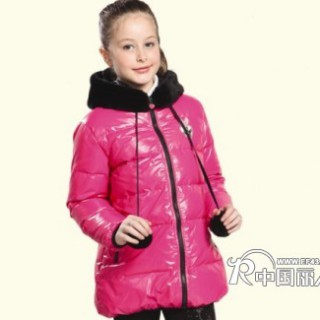 都市少年时尚加盟 越位少年装