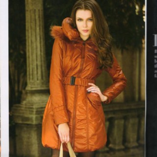 新款大毛领女装防寒服羽绒服厂家直销