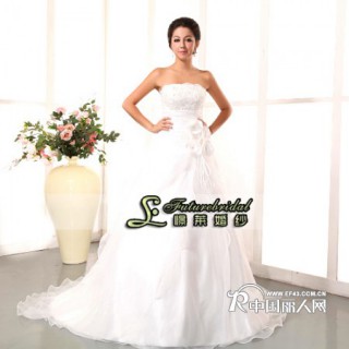 广州婚纱定做 结婚礼服 量身定制 实体店定制婚纱