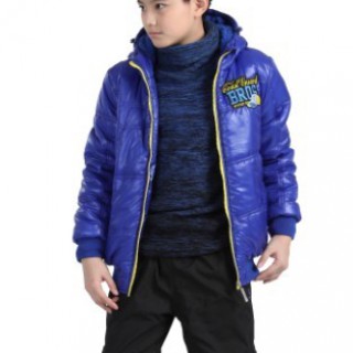 越位少年装 呵护孩子健康成长