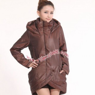 深圳依玫服饰卡门棉衣低价分份