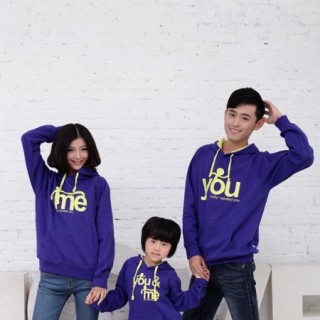 山东个性情侣装、亲子装品牌伊见钟情厂家火爆招商