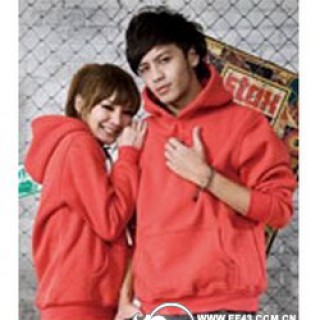 武汉服装批发卫衣批发打底衫批发冬季风衣批发