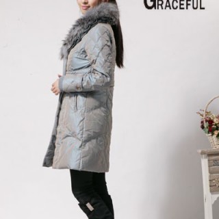 格蕾诗芙品牌折扣女装,都市幽雅女孩的最爱。