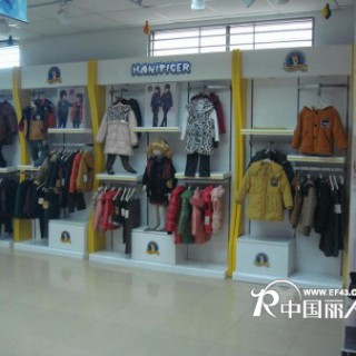 怎样开童装店，小虎憨尼支招您