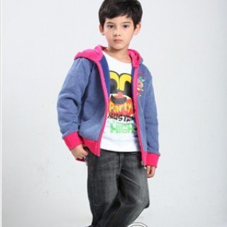 小孩品牌童装加盟,儿童服装品牌代理，华恩童装生产厂家