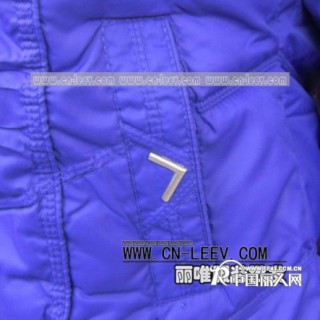 实力最强的服装厂家秋冬服装年底清仓了优惠多多