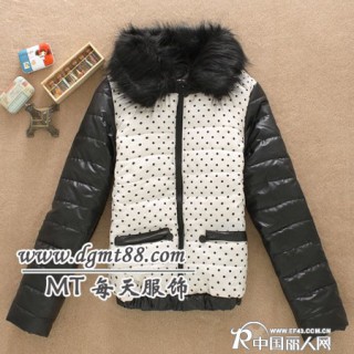 适合摆地摊甩卖的棉衣外套批发乡镇市场最好卖便宜棉衣棉袄批发货