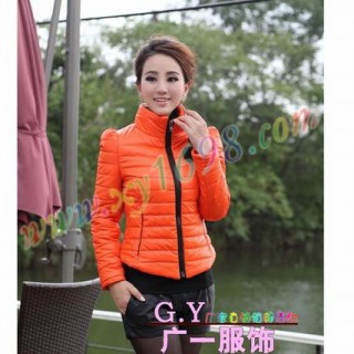 过年啦去哪里批发服装呢广州冬季棉服批发市场广州冬装棉服批发