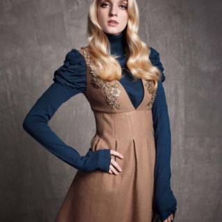 【H-X韩轩】品牌折扣女装    简约大方唯美的气质