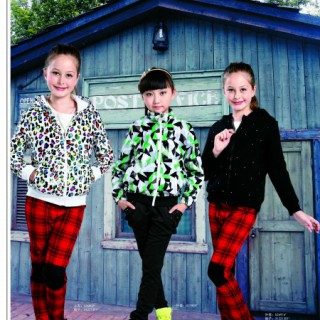 为少年定制版型   越位少年装成为最专业的少年装品牌