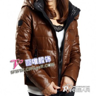 广州最便宜棉衣批发东莞厂家尾货毛衣几元钱