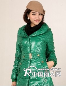 晓天服饰直销最便宜尾货棉衣批发清货棉衣批发