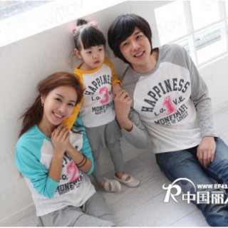 哪里有时尚亲子装批昆明螺狮湾服装批发市场厂家直销亲子装货源网