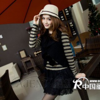 阿珍妮韩派女装，注重每一次设计剪裁