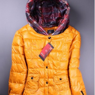 今年流行什么样的冬天棉衣外套呀,哪里有便宜冬