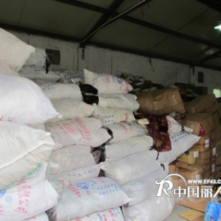 女装热销，款式新颖，价格低廉，质量保证。233