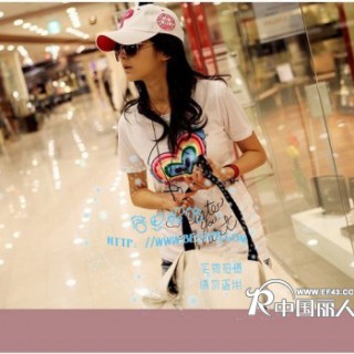 厂家直销2019夏季新款底价T恤，疯狂抢购4.8元