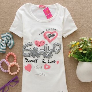 绥芬河市青云市场纯棉t恤短袖女式t恤京温服装市场个性t恤特卖便宜t恤