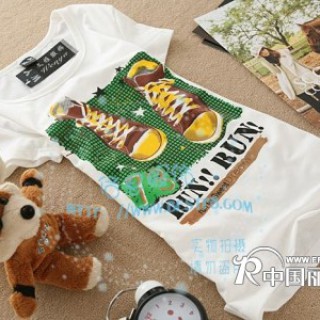 便宜的批发市场男女装韩版背心便宜短袖T恤印花长袖T恤