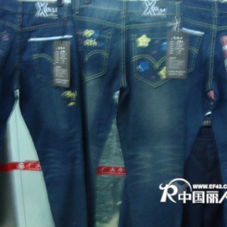 面向全国城招品牌牛仔折扣经销商！