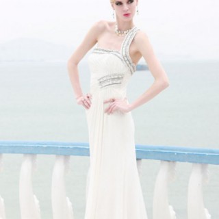 供应白色单肩礼服,白色单肩礼服裙