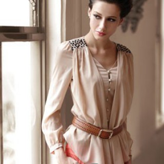 阿珍妮首选时尚狂潮，魅力无穷