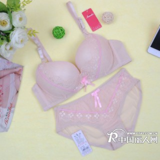 绽放你的青春艾雪狄丝