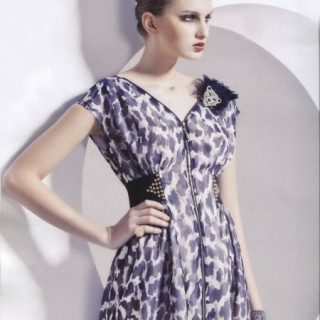 加盟【艾秀雅轩品牌折扣女装 】-穿时尚-售品牌