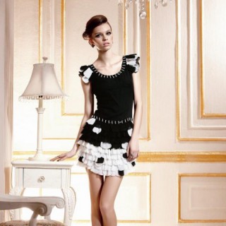 蒂王花中高档服饰