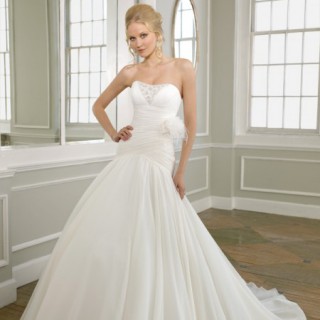 新款蕾丝鱼尾婚纱 高档婚纱定制 婚纱批发 礼服批发 婚纱礼服