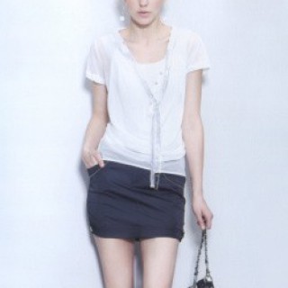 加盟【艾秀雅轩折扣女装】赢得最时尚的折扣时装！！！