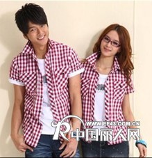 2012年最新款的情侣装厂家原厂价批发Q1303310012