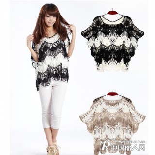 2012夏季韩版新款 手勾编织 双色碰撞 镂空蝙蝠针织衫