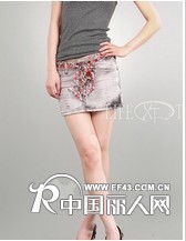 蕾丝连衣裙批发 雪纺连衣裙批发 仿真丝连衣裙批发 吊带裙批发