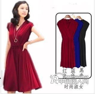 特价裙子批发厂家一手货源连衣裙批发广东最便宜连衣裙批发超短裙