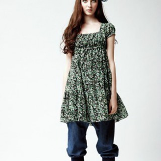 雅戈美黛彰显优雅经典的贵族女性形象