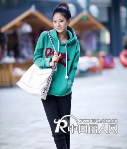 广州便宜时尚潮流服装批发韩版女装批发厂家新款女装批发厂家
