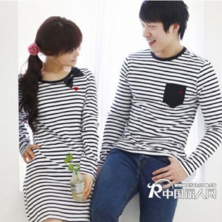 石家庄哪里有最好卖的情侣装批发市场？秋季服装批发厂家货源