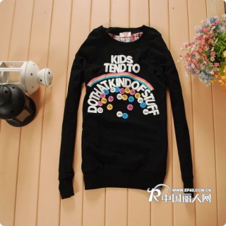 在哪里批发秋季的衣服？贵阳秋季服装批发市场 成都外套批发市场